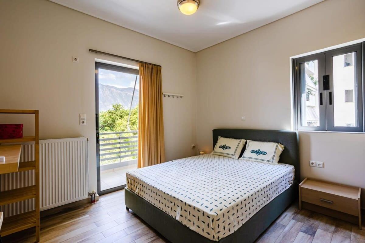 Kalamata's Spacious Getaway-taygetos Amazing View